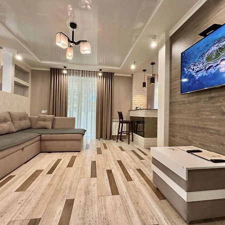 Apartpoltava Розкішна Студія З Кутовою Ванною, 1-Й Будинок Біля Корпусного Парку, Панорамний Балкон Exteriör bild