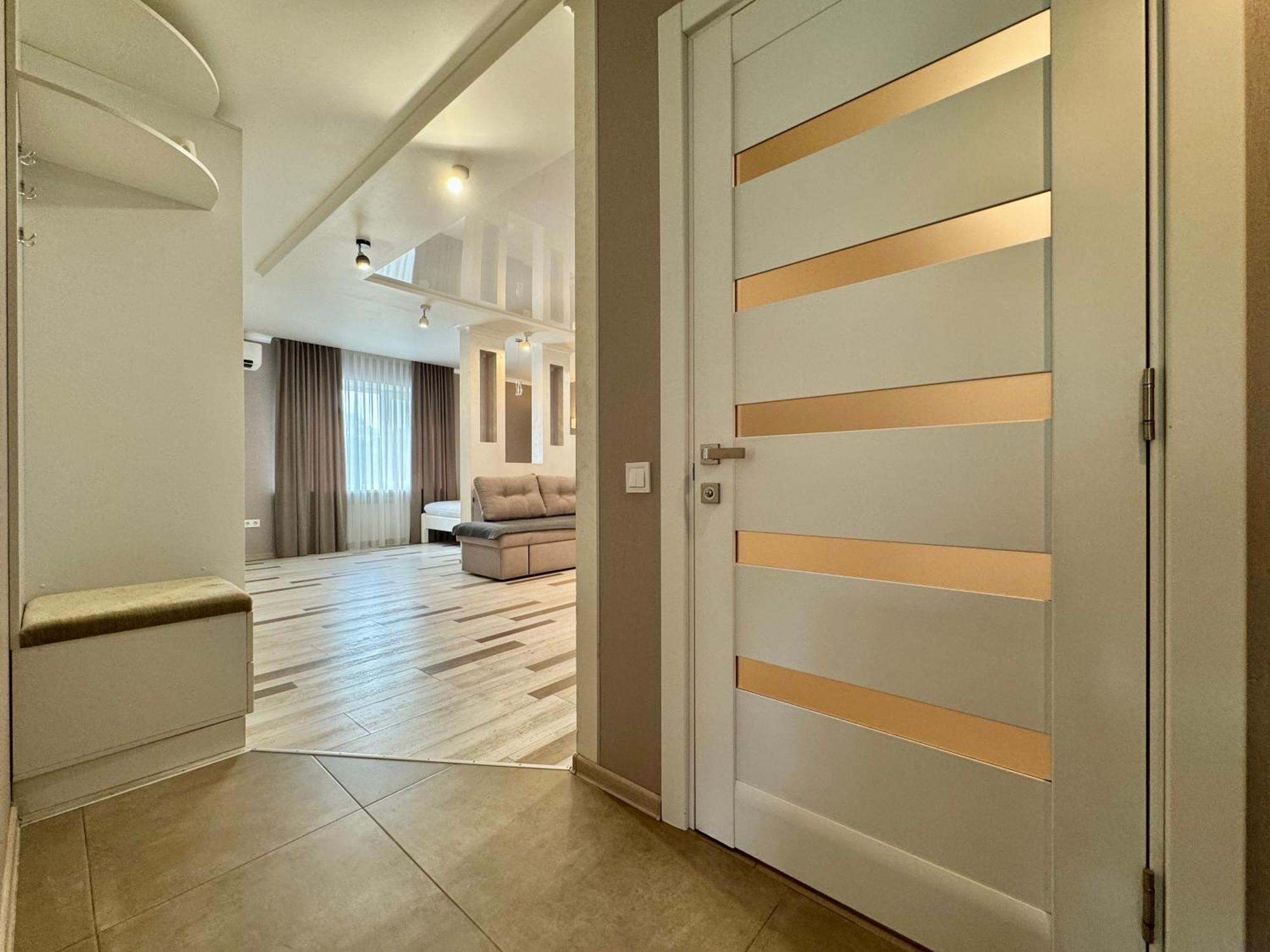 Apartpoltava Розкішна Студія З Кутовою Ванною, 1-Й Будинок Біля Корпусного Парку, Панорамний Балкон Exteriör bild