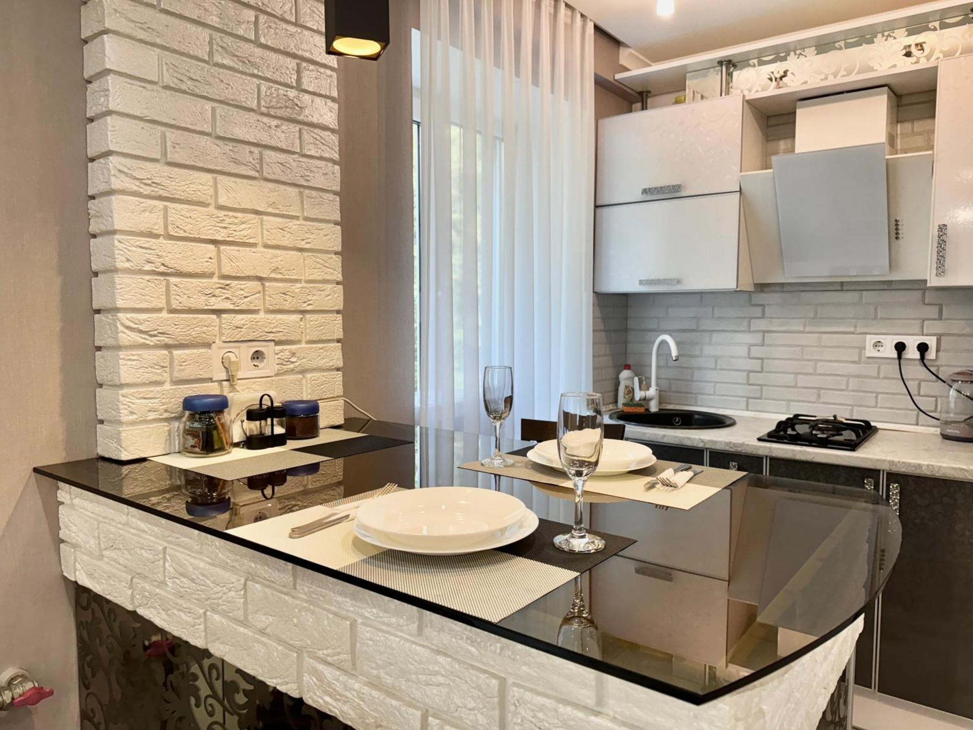 Apartpoltava Розкішна Студія З Кутовою Ванною, 1-Й Будинок Біля Корпусного Парку, Панорамний Балкон Exteriör bild